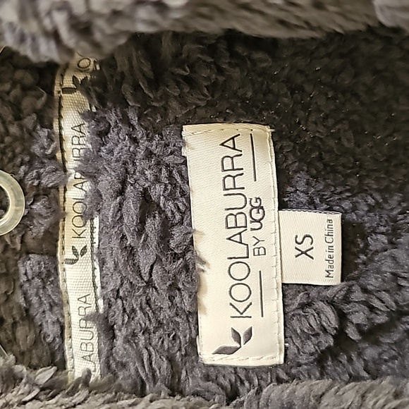 Koolaburra by UGG Embossed Sherpa Fleece Vest. Brand new without tags. - Picture 5 of 11